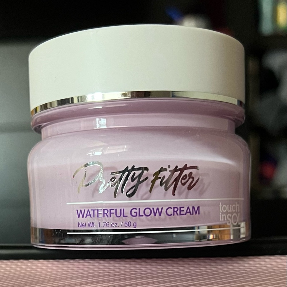Pretty Fitter Waterful Glow Cream